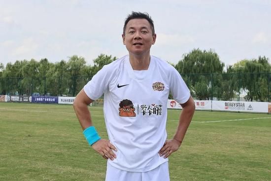 《一条狗的回家路》曝光新预告 狗狗生死逃亡 2018-12-21 冒险从来都不是巨型猛兽的专有名词，有时候一条狗也能创造出奇迹。